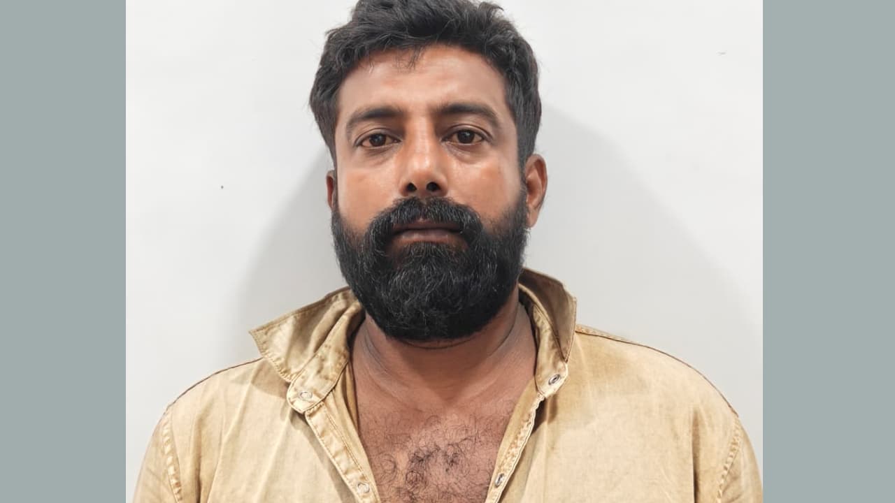 ഭാര്യയെ മർദിക്കുന്നത് അന്വേഷിക്കാനെത്തിയ ഉദ്യോഗസ്ഥർക്ക് നേരെ ആക്രമണം, ഗൃഹനാഥൻ അറസ്റ്റിൽ