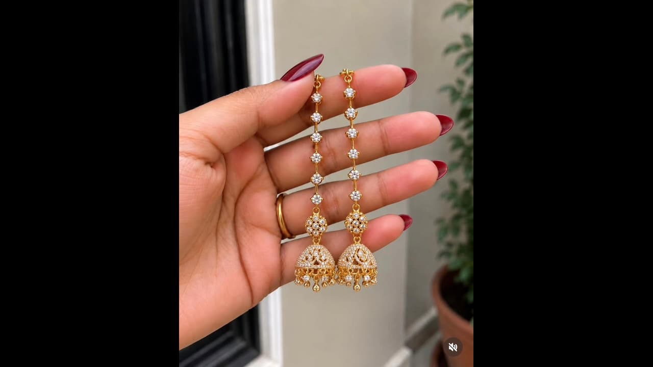 Jhumka With Chain: ಸೀರೆ-ಲೆಹೆಂಗಾ ಬ್ಯೂಟಿಯನ್ನು ಹೆಚ್ಚಿಸುವ ಜುಮುಕಿ ಚೈನ್‌ಗಳು; ಒಮ್ಮೆ ನೋಡಿ ಈ ಡಿಸೈನ್ಸ್