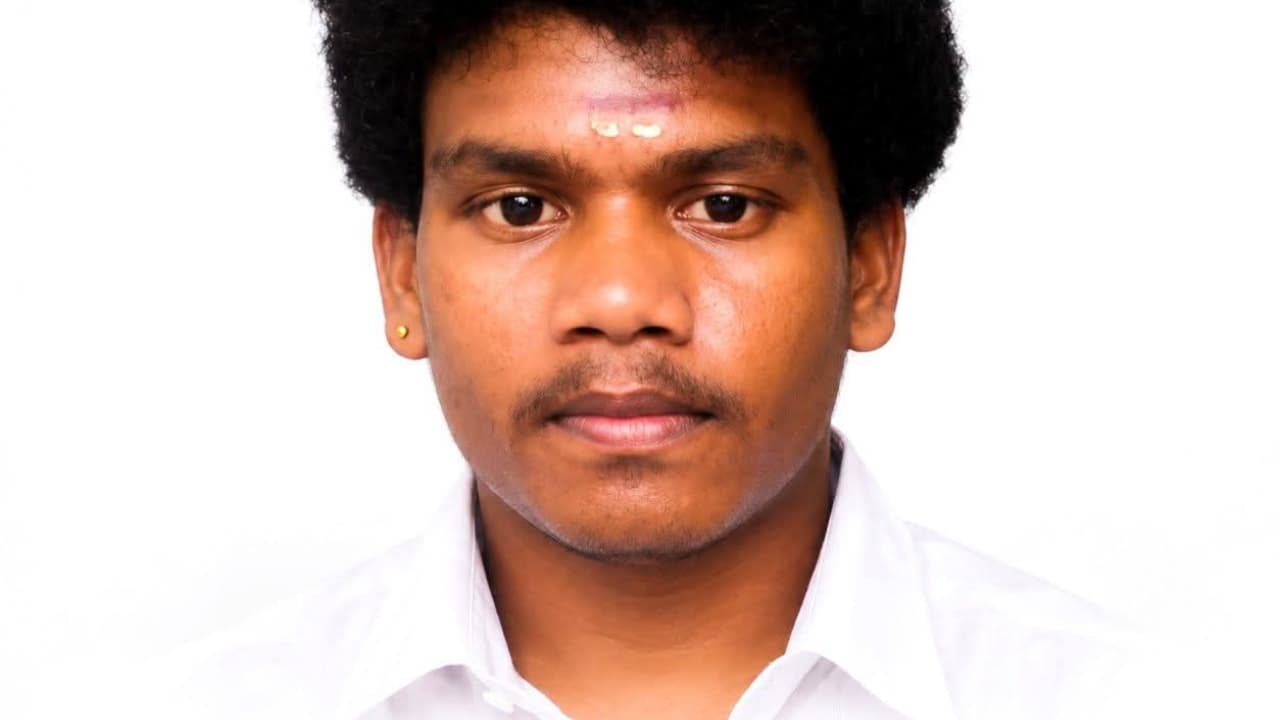 സുഹൃത്തുക്കൾക്കൊപ്പം ക്ഷേത്രക്കുളത്തിൽ കുളിക്കുന്നതിനിടെ കാണാതായി, തിരച്ചിലിനൊടുവിൽ യുവാവിന്റെ മൃതദേഹം കണ്ടെത്തി