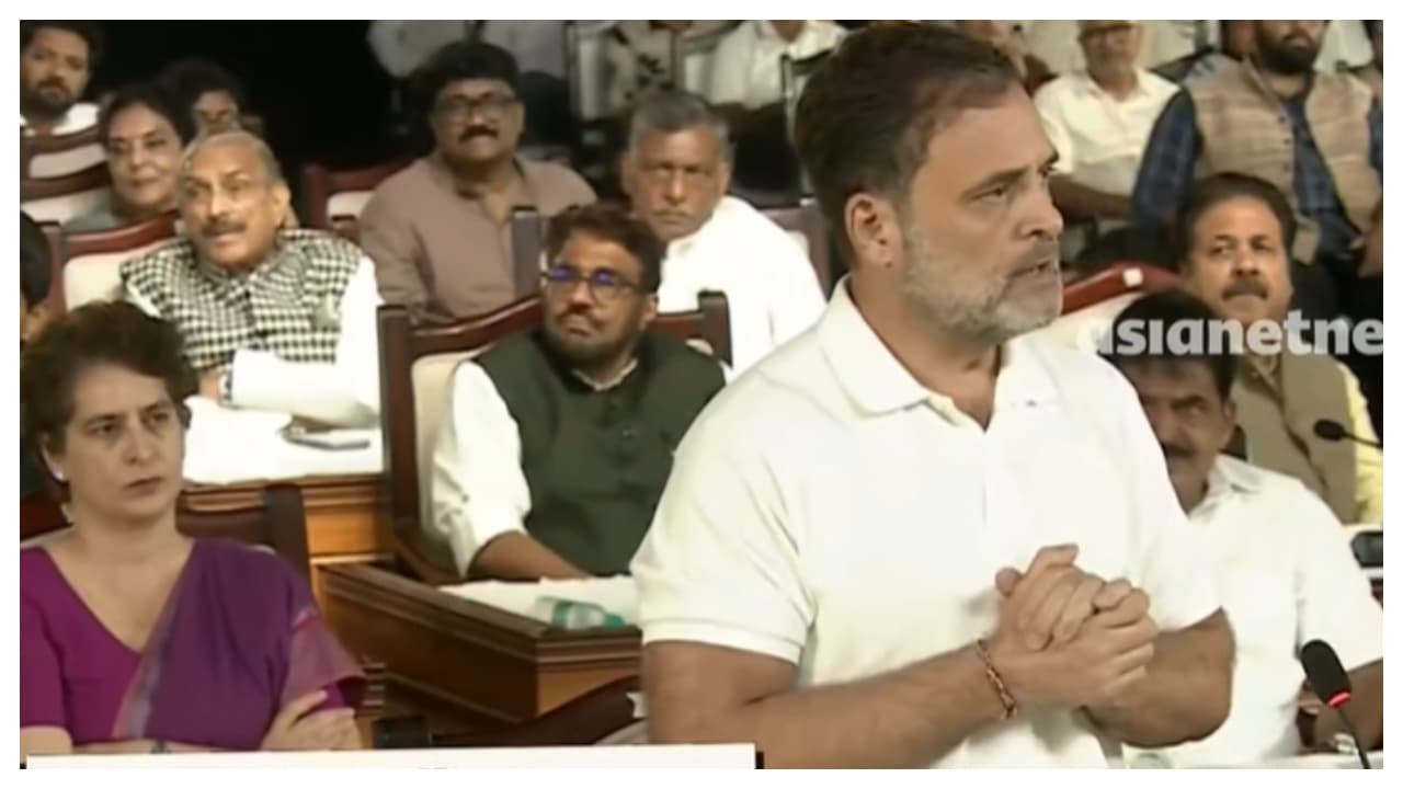 'ഗ്യാനേഷ് കുമാർ രാജിവെച്ചേ മതിയാകൂ'; കമ്മീഷന്റെ മറവിൽ കഴിയാമെന്ന് കരുതേണ്ടെന്ന് രാഹുൽ ഗാന്ധി