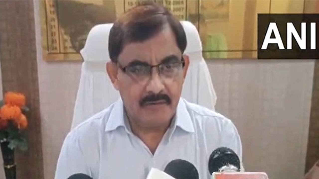 UP: Two Dead, Over 30 Injured As Electric Shock Triggers Stampede-Like ...