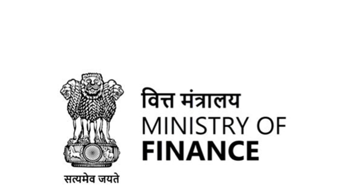 Finance Ministry Flags Secondary Challenges of US Tariffs on Indian Economy