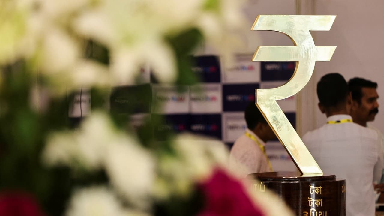 West Asia Conflict to Pressure India's Remittances, Rupee: SBI Report