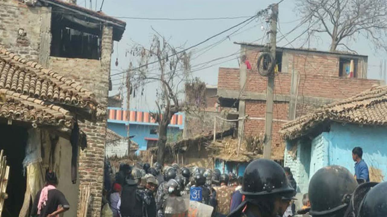 Nepal: Indefinite curfew in Rautahat after communal clash erupts