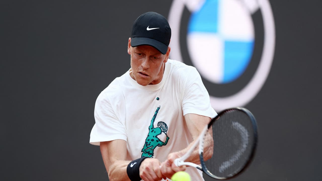 Australian Open: Sinner beats Shelton to set up epic Djokovic clash