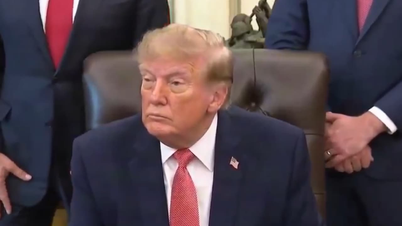 Trump warns Zelenskyy: Settle war with Moscow or face consequences ...