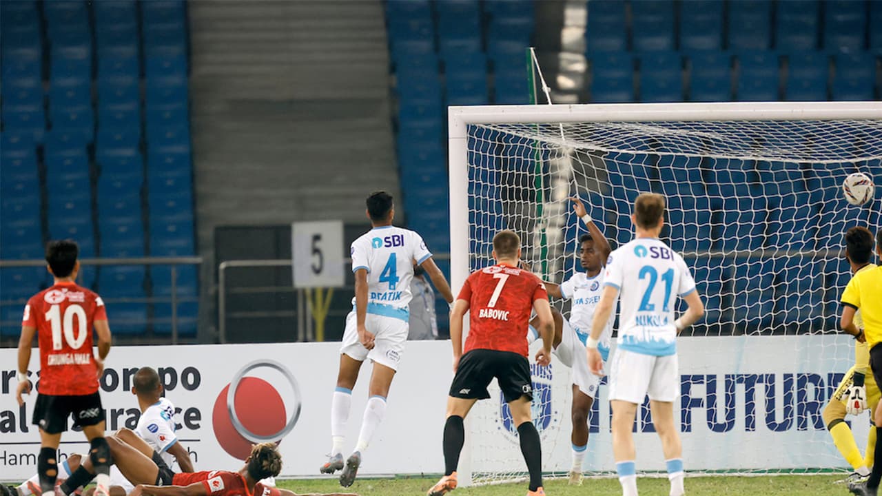 ISL 2025-26: Stojanovic's late strike earns Jamshedpur 1-1 draw ...