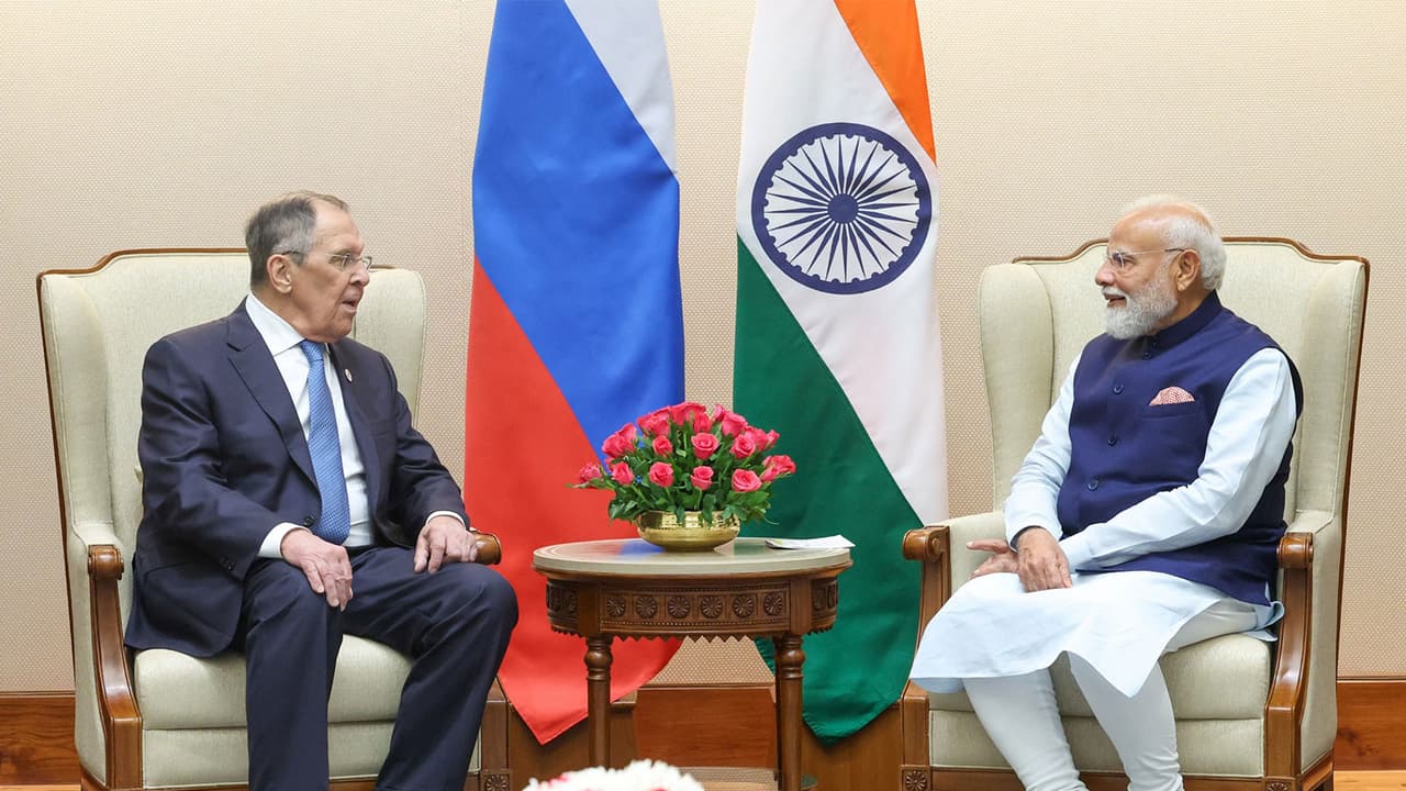 PM Modi meets Russian FM Lavrov, reiterates call for peace in Ukraine