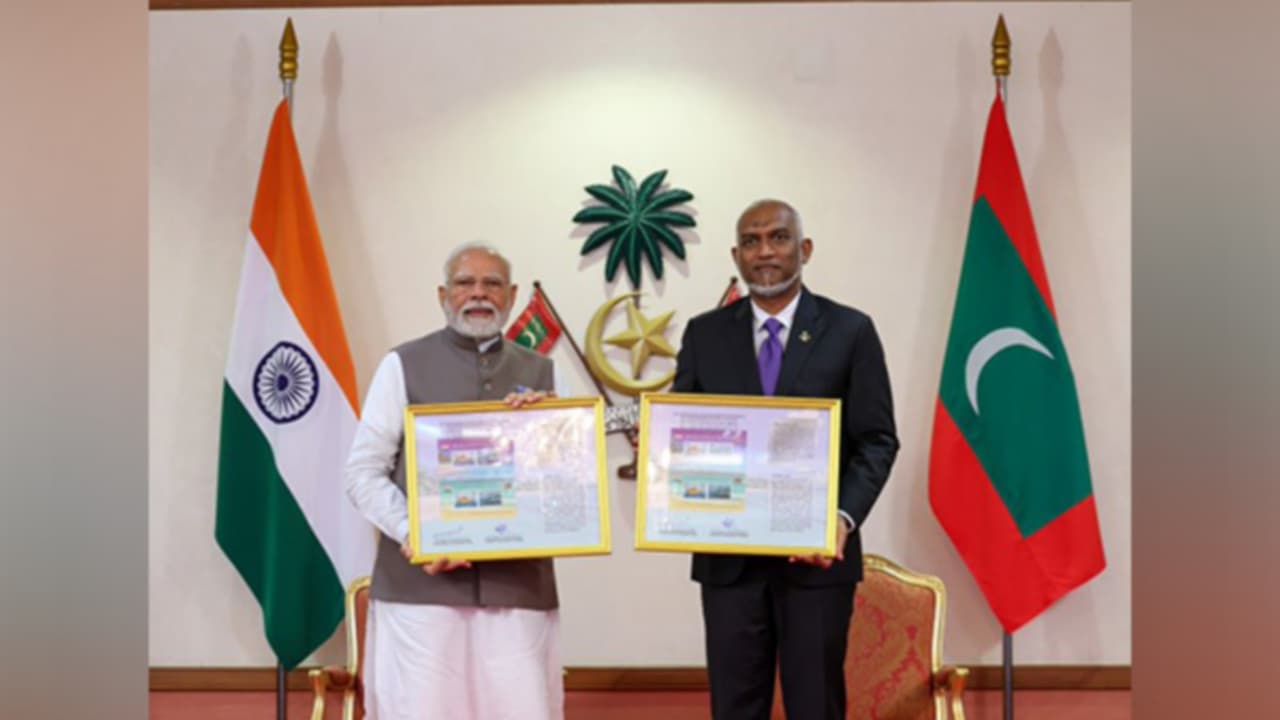 India backs Maldives with Rs 30 billion swap after $400m deal settled