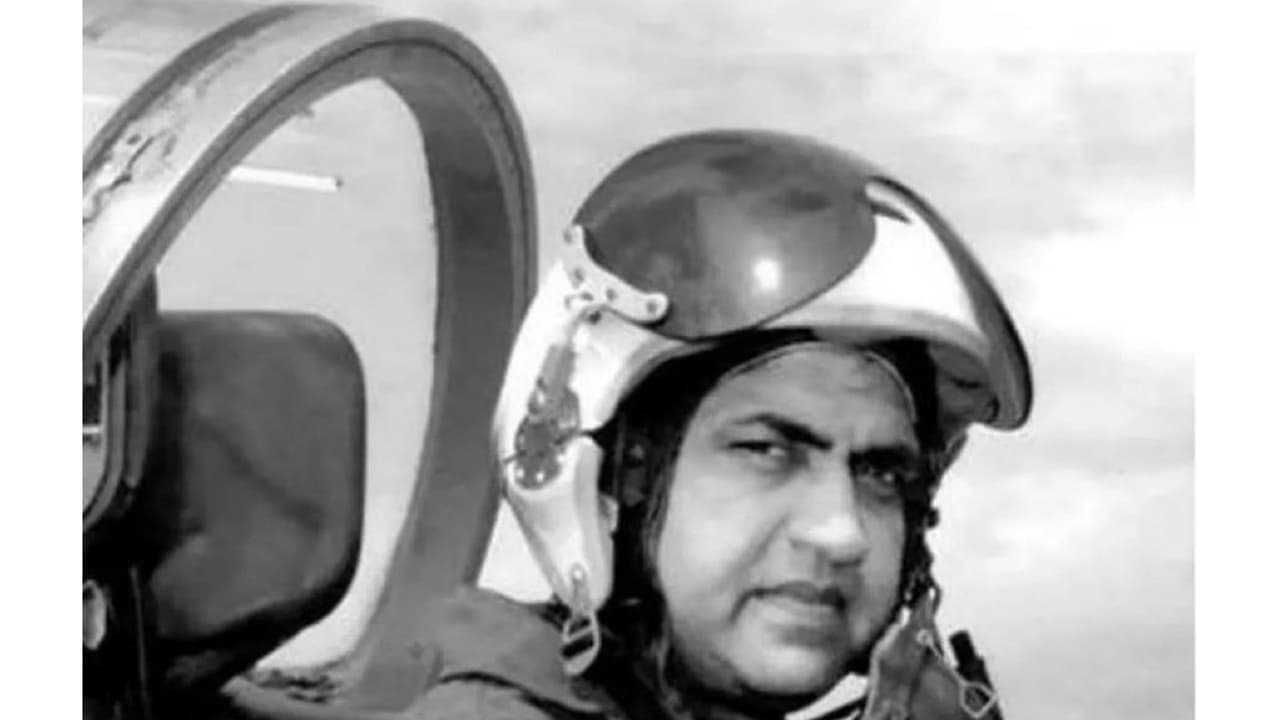 54 Rajesh Rajesh Pilot's death anniversary: Kharge, Congress leaders pay tribute ...