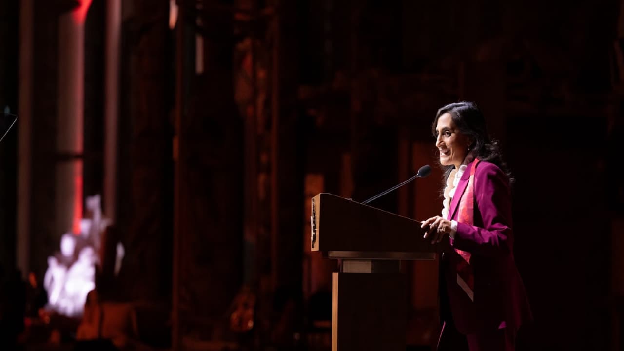 Canada Signals Softer Stance on China, Eyes Economic Diversification