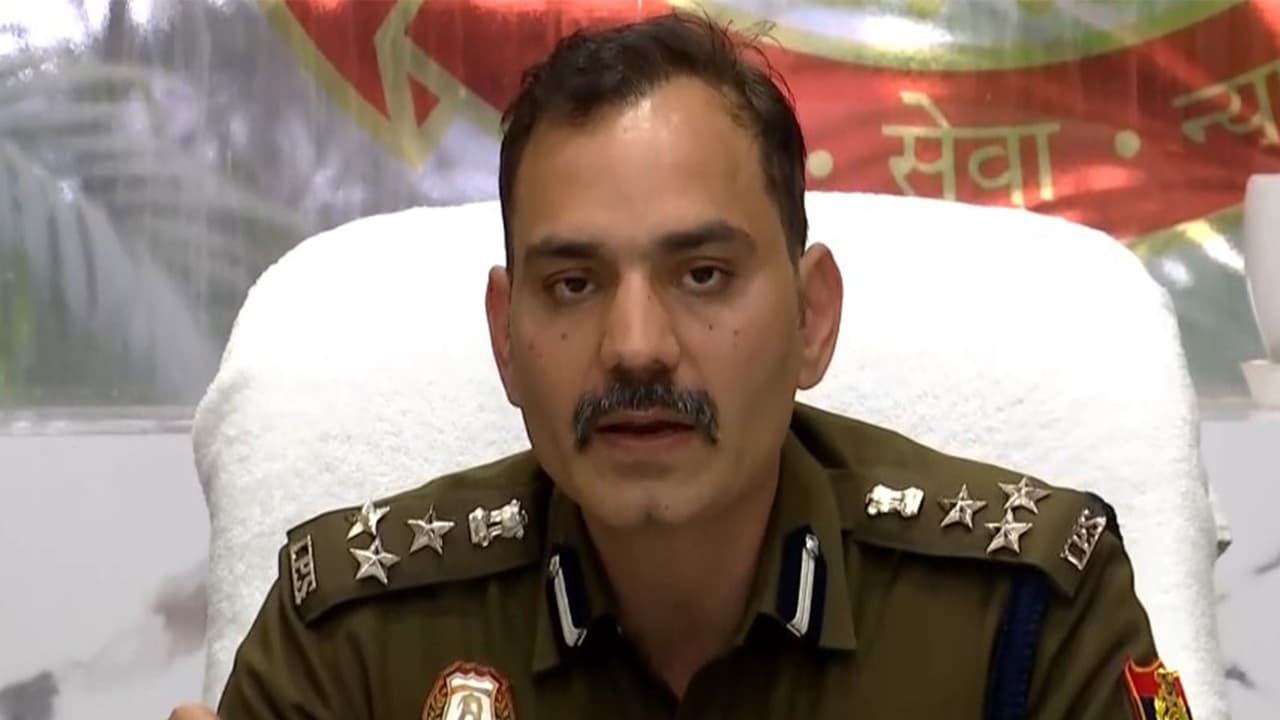 Delhi Police to deploy AI smart glasses for 2026 Republic Day security