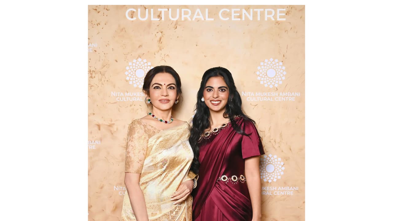 Isha Ambani pays tribute to mother Nita Ambani at NMACC dinner in Venice