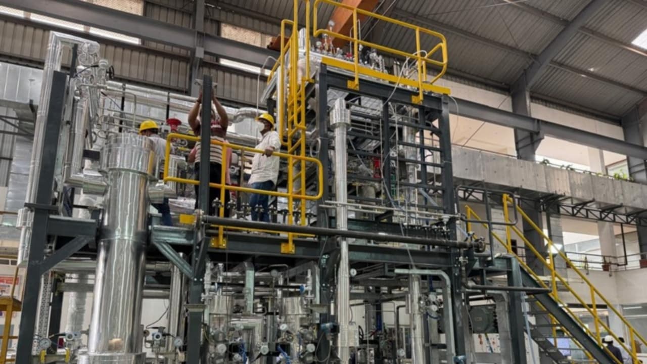 Pune scientists develop DME, a clean fuel alternative to imported LPG