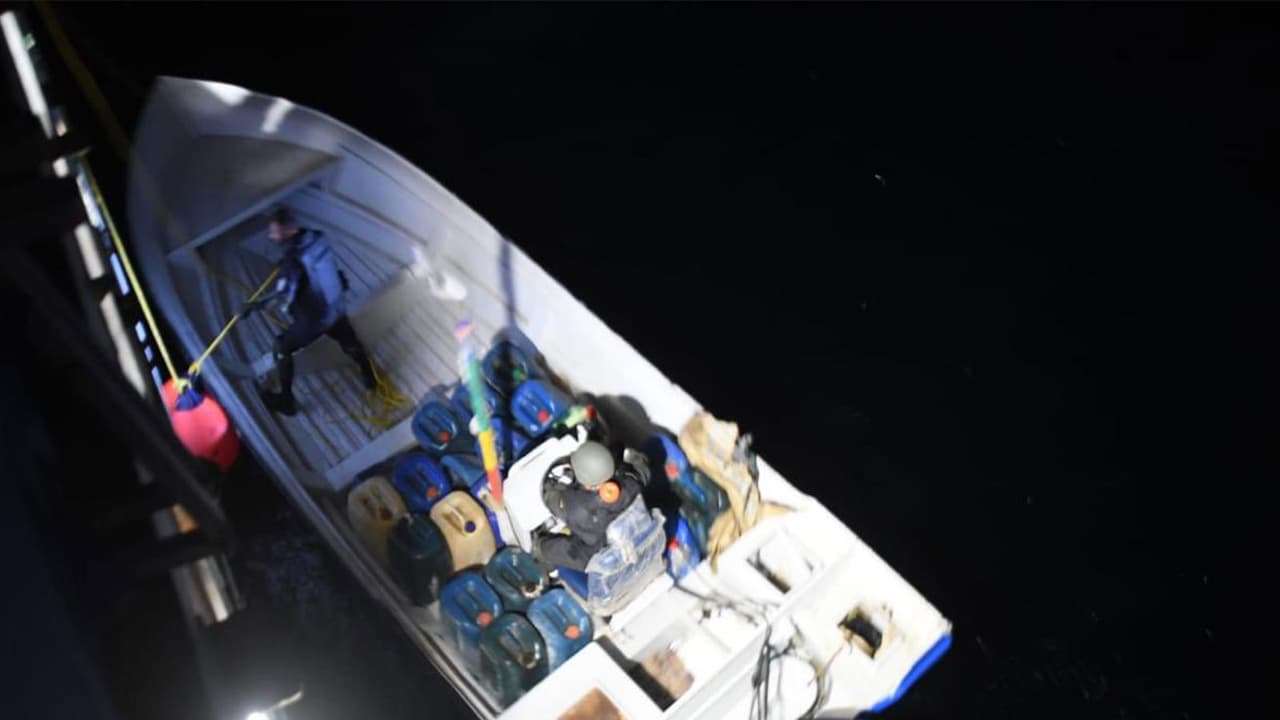 Gujarat: ICG, ATS seize 203 kg drugs from foreign boat in daring op