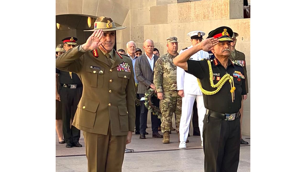 Indian Army Chief discusses defence cooperation with Australian counterpart