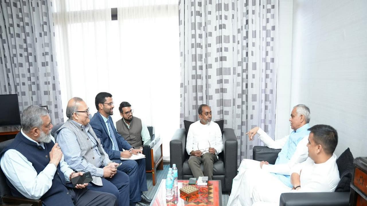 Gujarat Governor, Deputy CM meet SL minister to deepen cultural ties