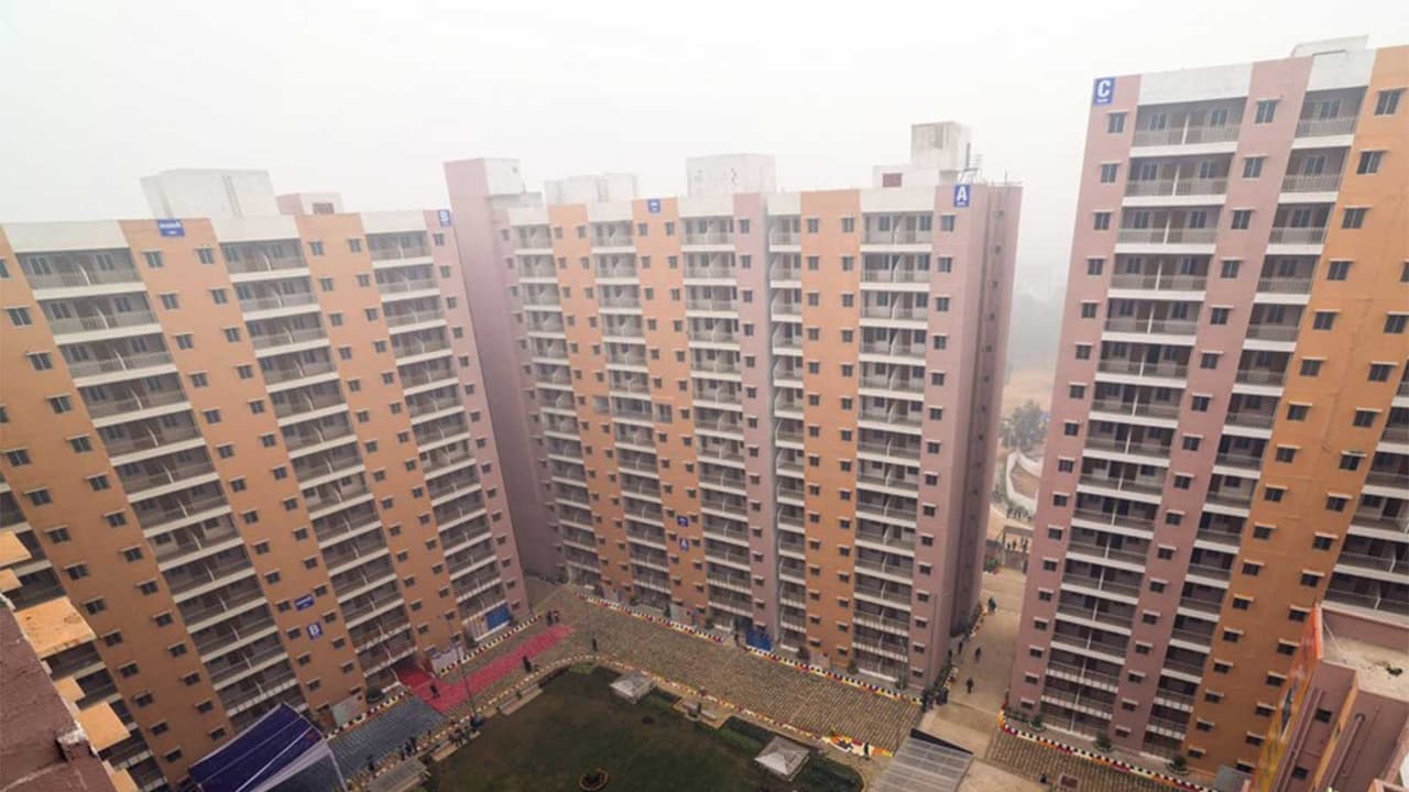 Home loan EMIs to rise as RBI hikes repo rate by 25 basis points ...