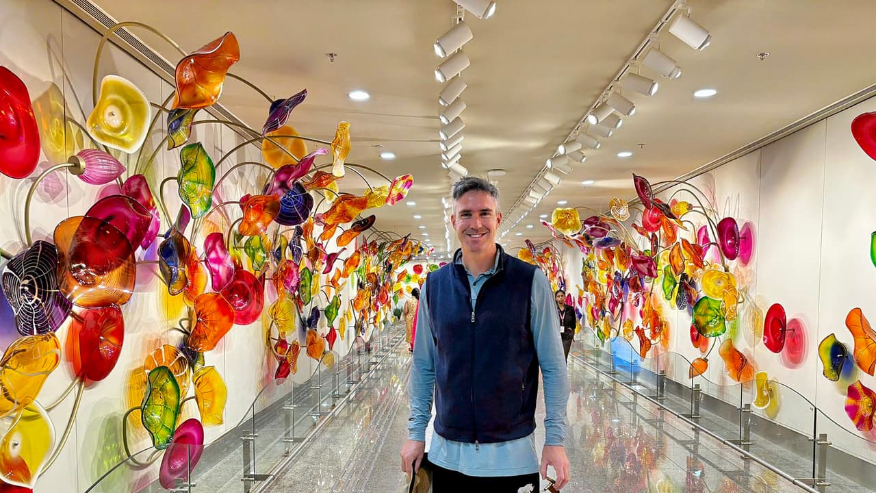 Pietersen slams England team after Ashes loss, offers free ECB help