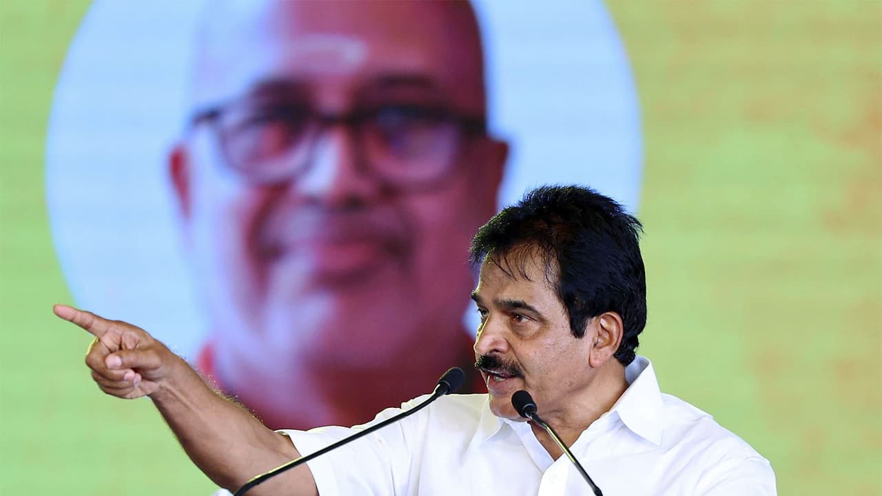 Congress MP KC Venugopal questions Pinarayi Vijayan's 'deal' with BJP