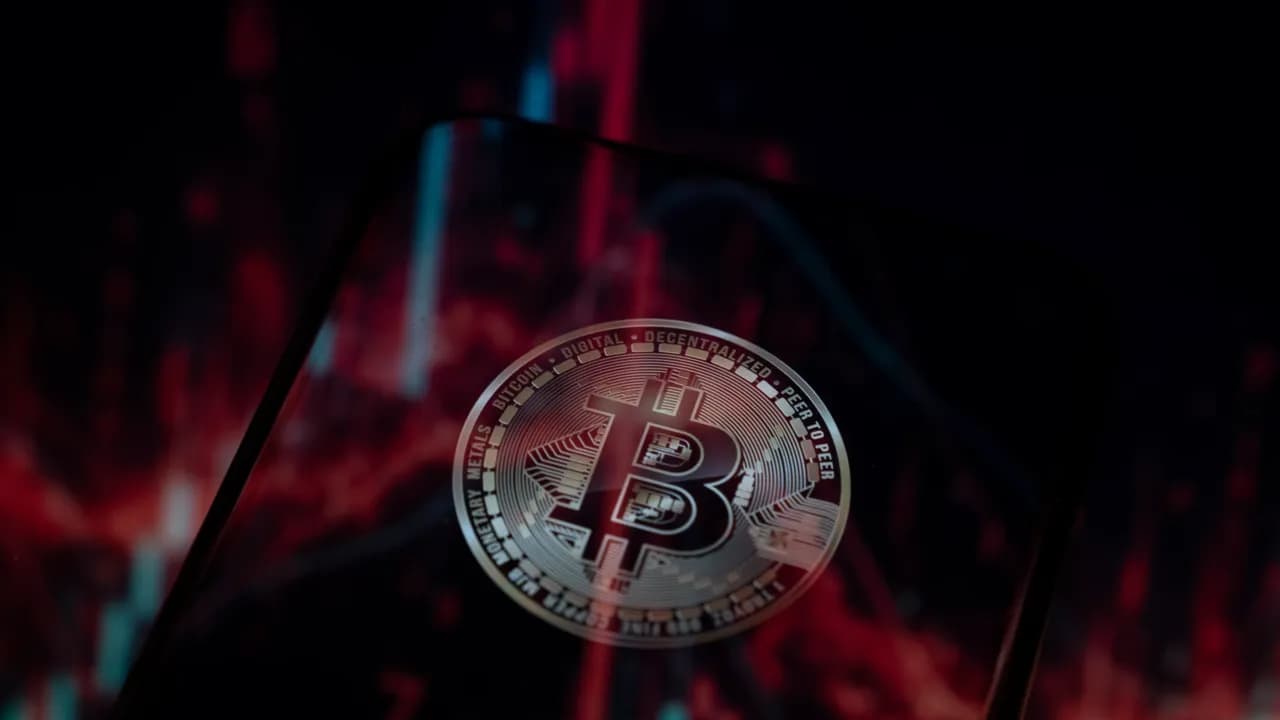 SRXH Stock Pulls Back After Slashing Bitcoin, Ethereum Shorts To ‘Nearly Zero’ In Eric Jackson’s $18M Crypto Pivot