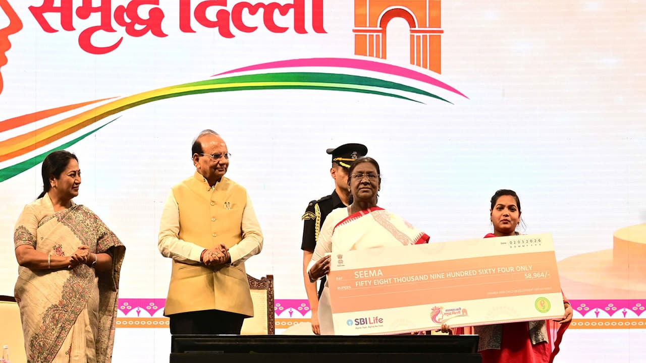 President Murmu Addresses 'Sashakt Nari, Samriddh Delhi' Event