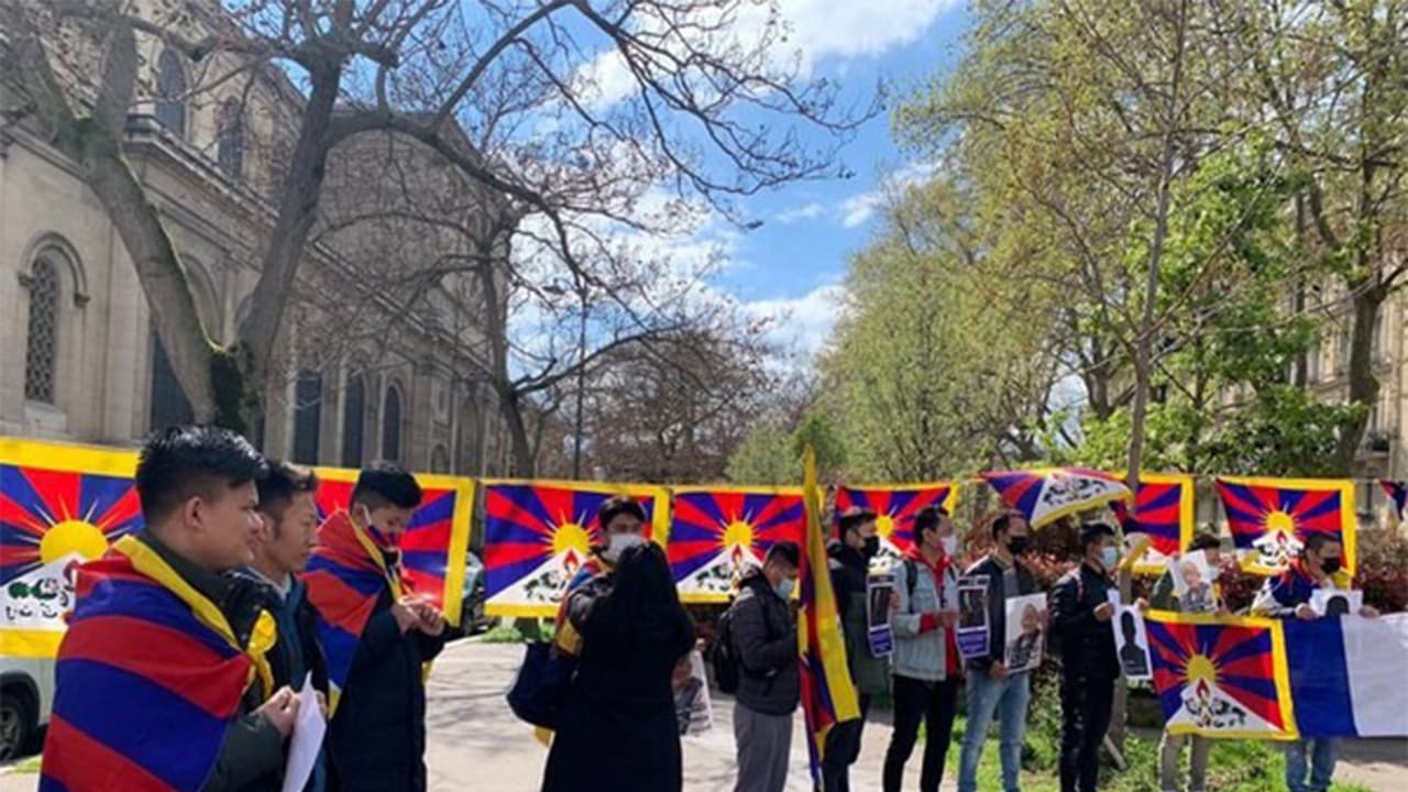 Tibetan Activists Hold 90-Hour Hunger Strike Outside UN Headquarters