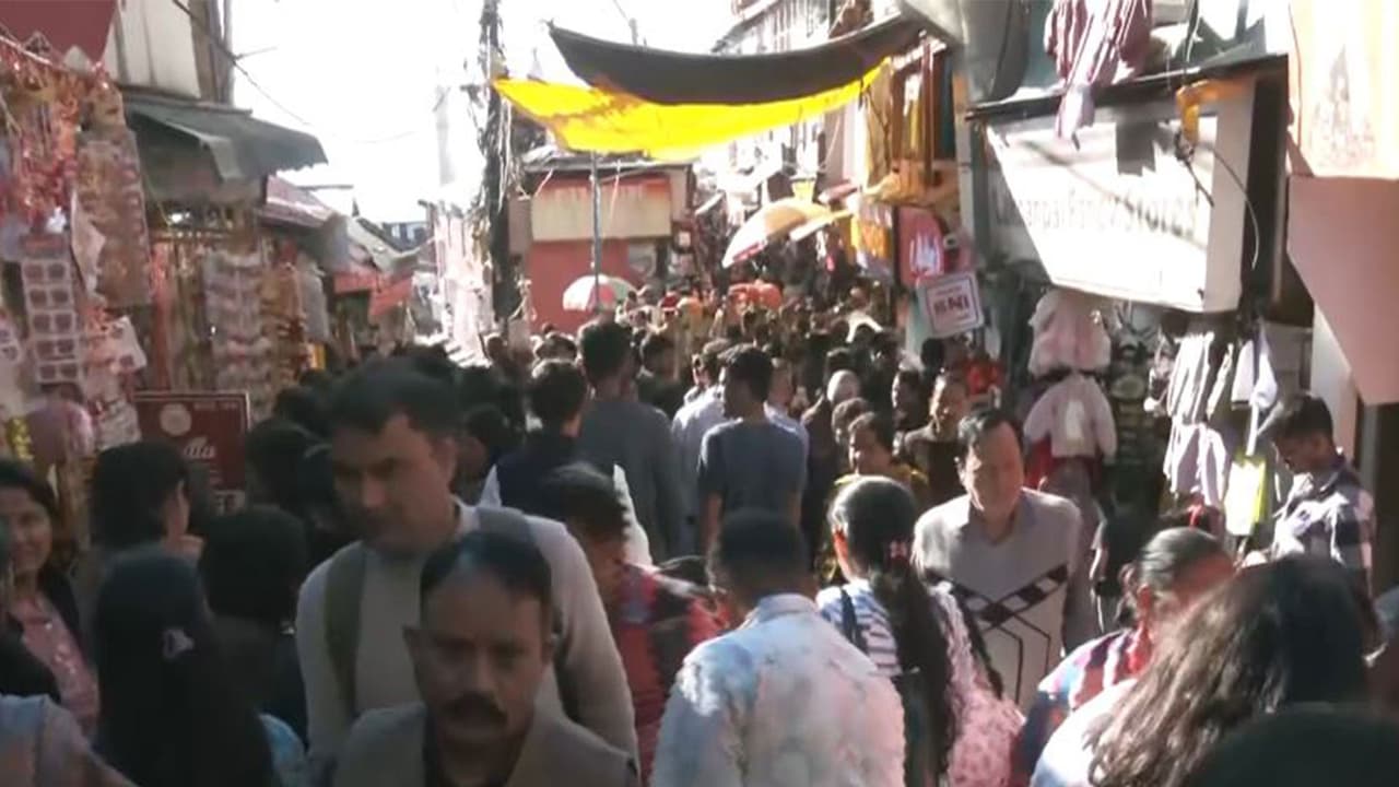 India's retail market on track to hit USD 1 trillion by 2030: Report