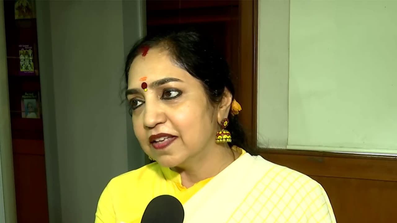 DMK MP highlights govt performance, Velachery development in campaign