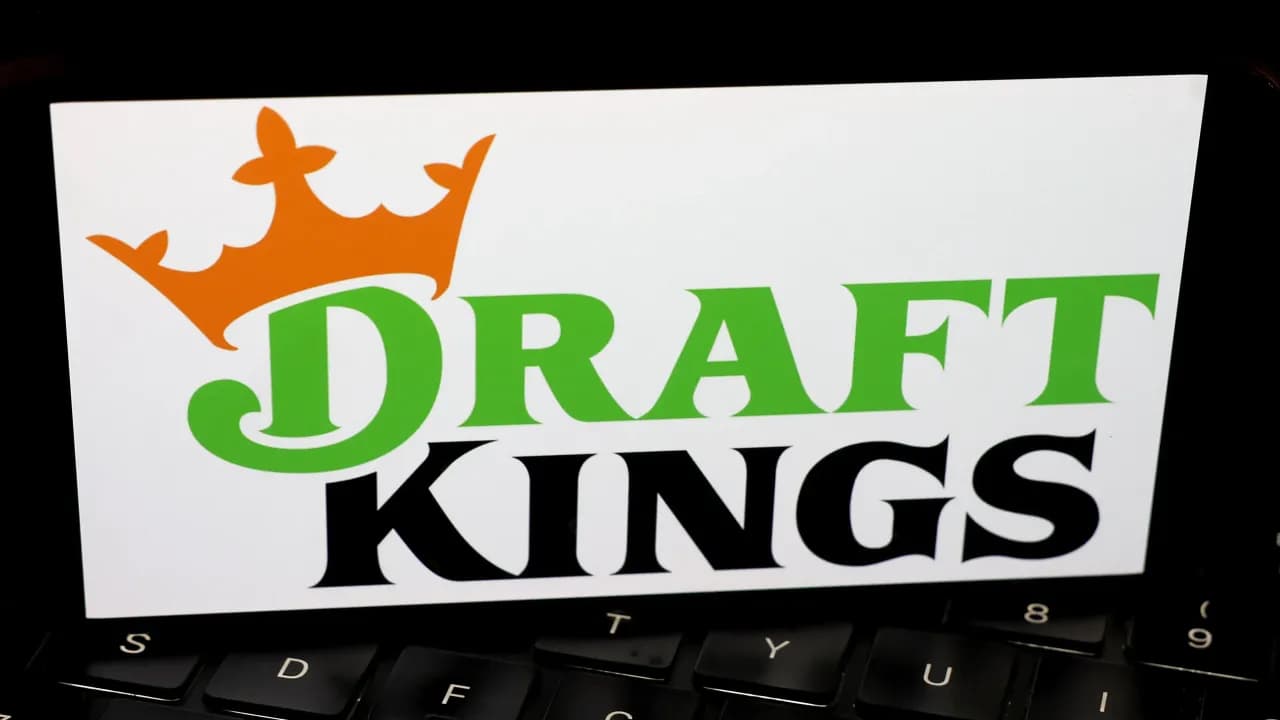 DKNG Stock Slips After-Hours As Q2 Earnings Disappoint — CEO Says Predictions Growing Faster Than Expected, Ready To Win NFL Season