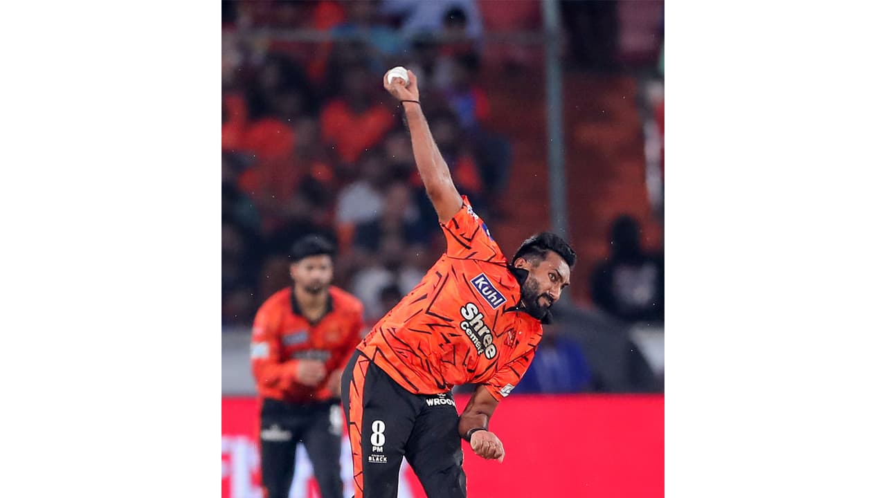 IPL: Malinga's four-wicket haul powers SRH to 47-run win over DC