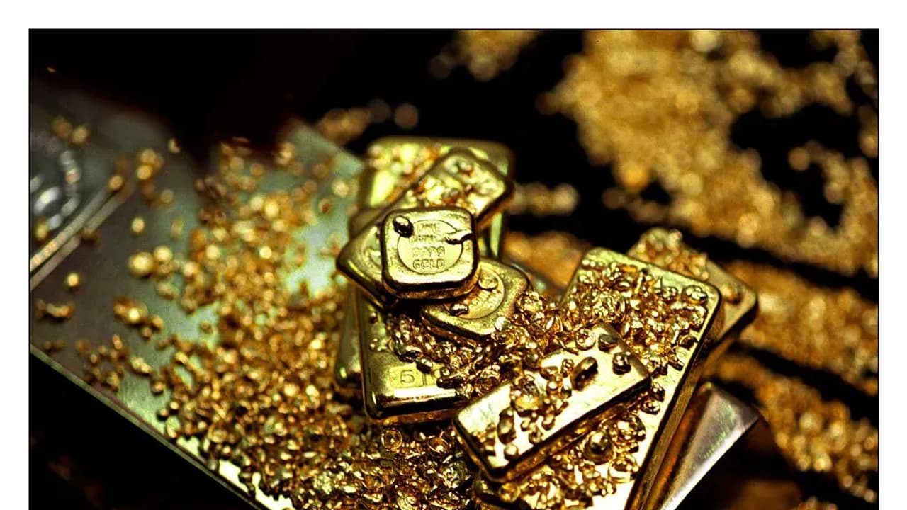 Peter Schiff Signals ‘Buy The Dips’ As Gold, Silver Extend Fall – PAAS, AG, HL Stocks Down Over 3.5% Premarket