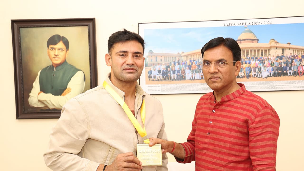 Mandaviya lauds MMA star Sangram Singh for promoting Yoga globally