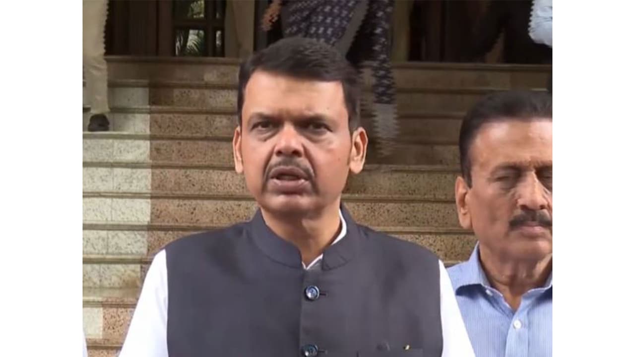 फडणवीसांचा भागवतांच्या Gen Z वक्तव्याला पाठिंबा