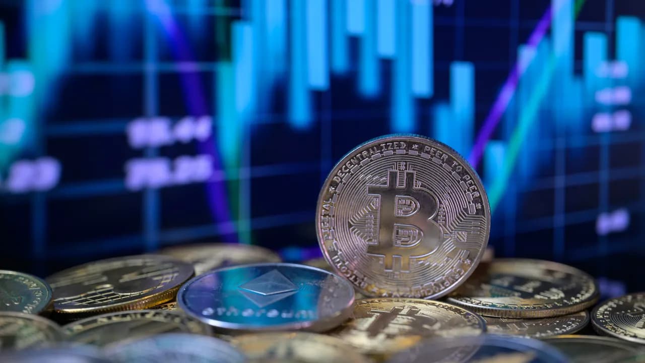 Bitcoin At $60,000? Traders And Analysts Say Peak Fear May Still Be Ahead