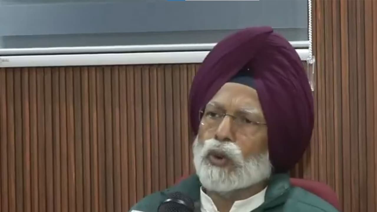 Congress MP calls Sanchar Saathi 'snooping'; Govt says it's voluntary