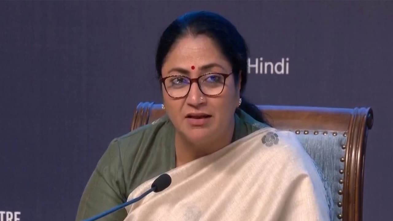 Delhi CM cracks down on financial irregularities in liquor sales