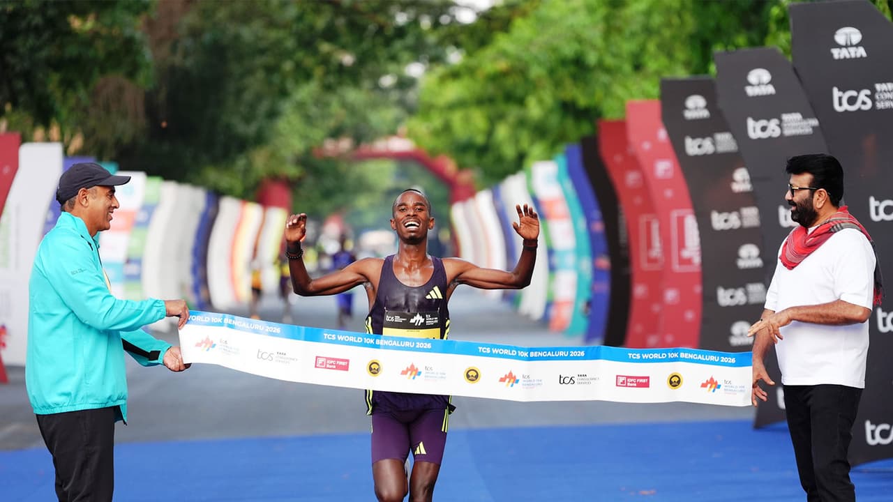 Kwizera keeps his promise, wins TCS World 10K in a new record