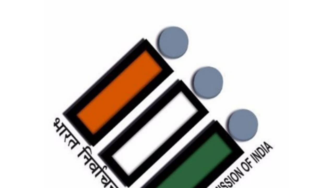 ECI starts commissioning EVMs, VVPATs for TN, WB Phase-1 polls