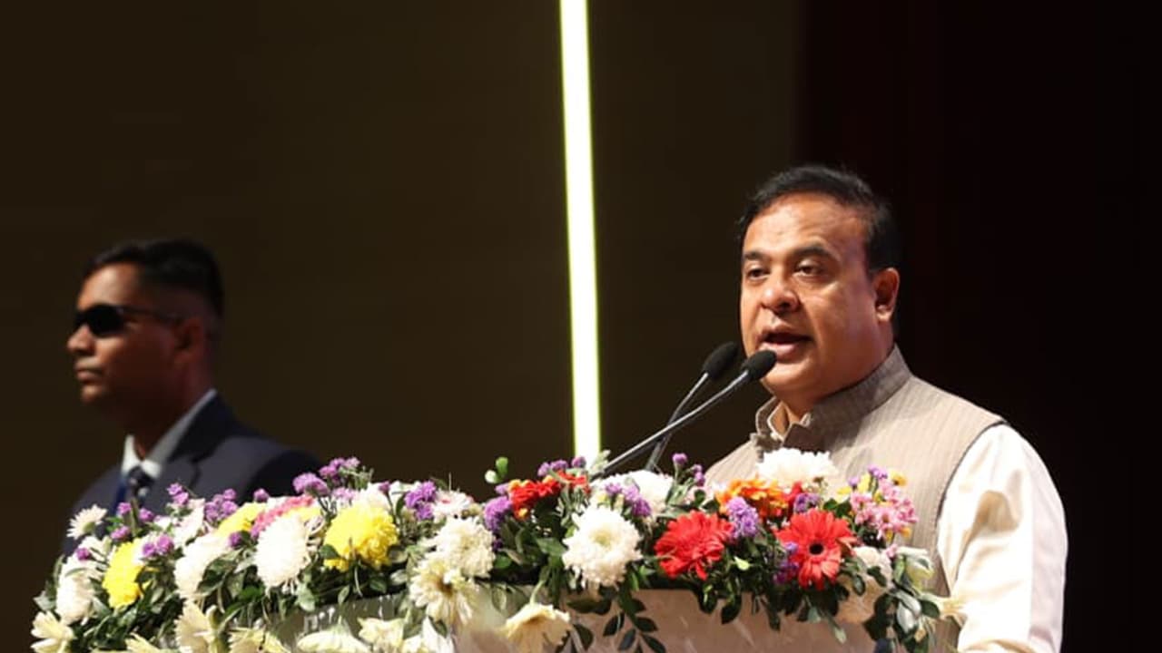 Atmanirbhar Assam 2.0: CM Sarma disburses funds to young entrepreneurs