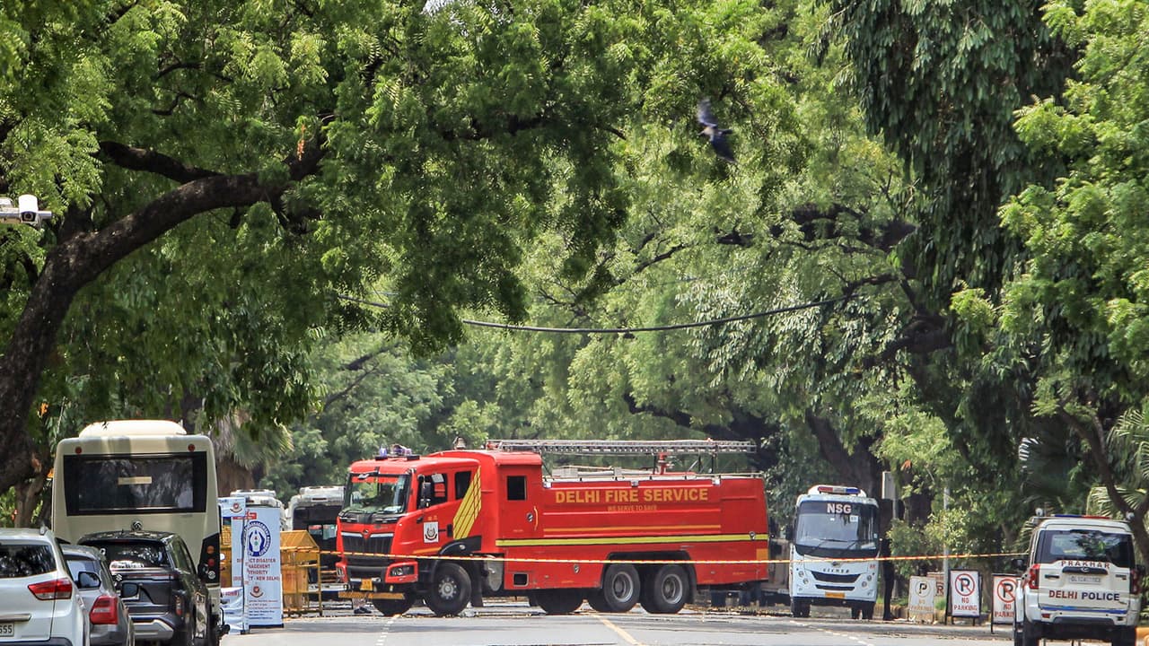 Fire breaks out at house in Delhi's Majlis Park; no casualties