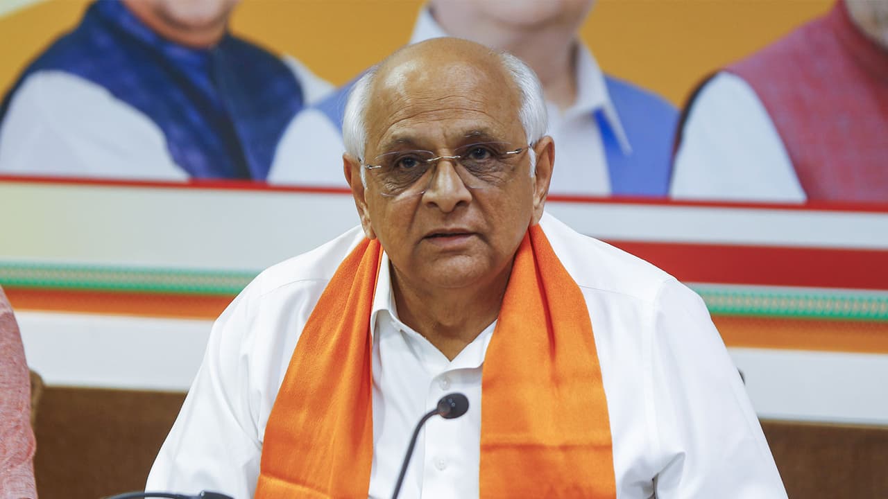 Gujarat to allot government land free of cost to municipalities