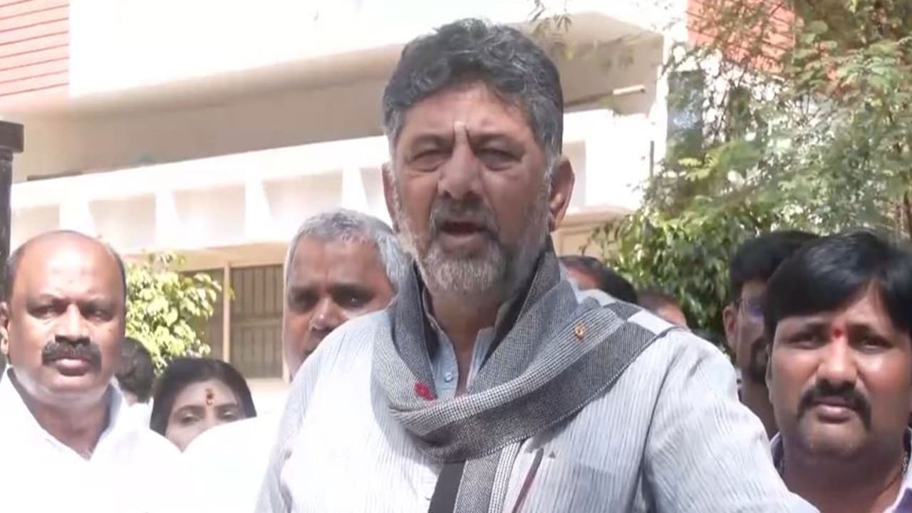 Karnataka politics abuzz as DK Shivakumar summoned to Delhi by Congress