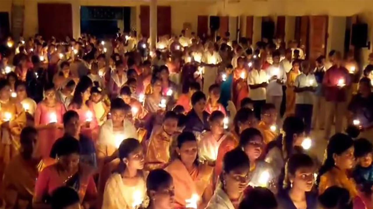 Easter celebrated with fervour at Tirunelveli's Sacred Heart Church