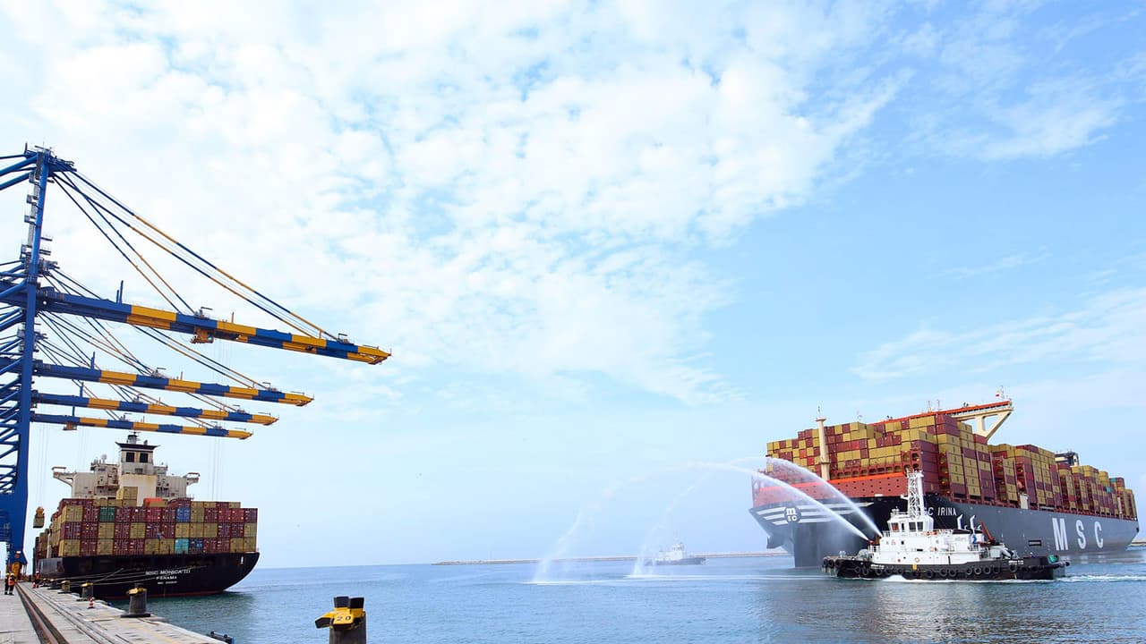 India's trade deficit widens to $6.92 bn in Dec as imports surge