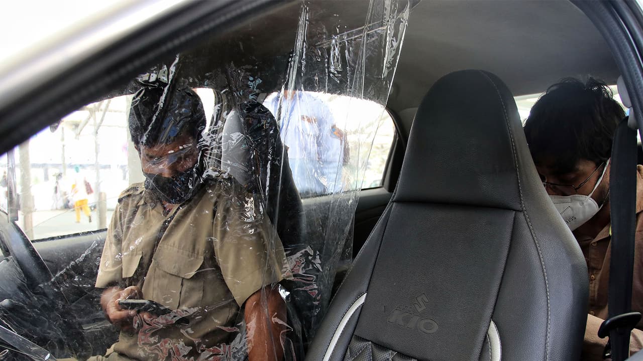 Grab Singapore to raise temporary fuel surcharge to SGD 0.90 per trip