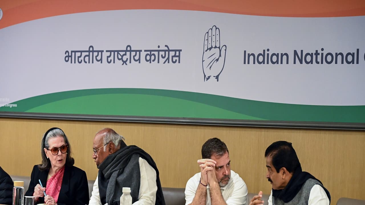 US 'permitted' India to buy Russian oil: Congress slams Centre's silence