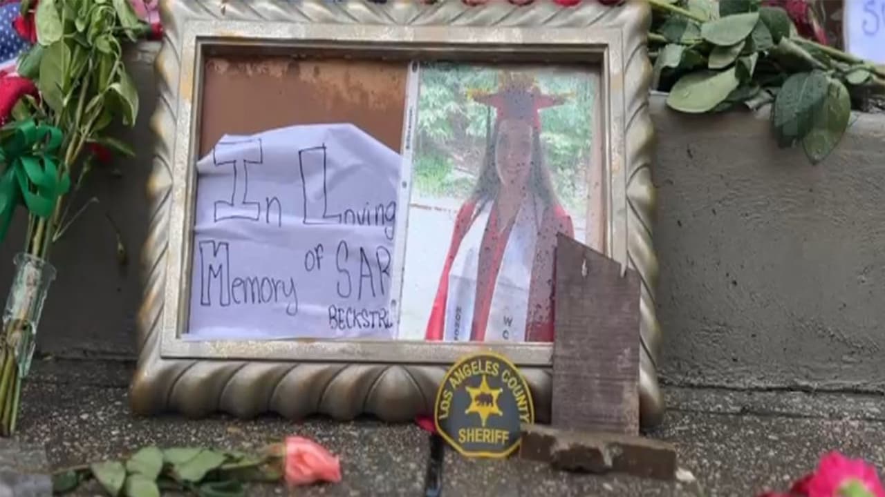 Makeshift memorial for slain National Guard member Sarah Bereckstrom in ...