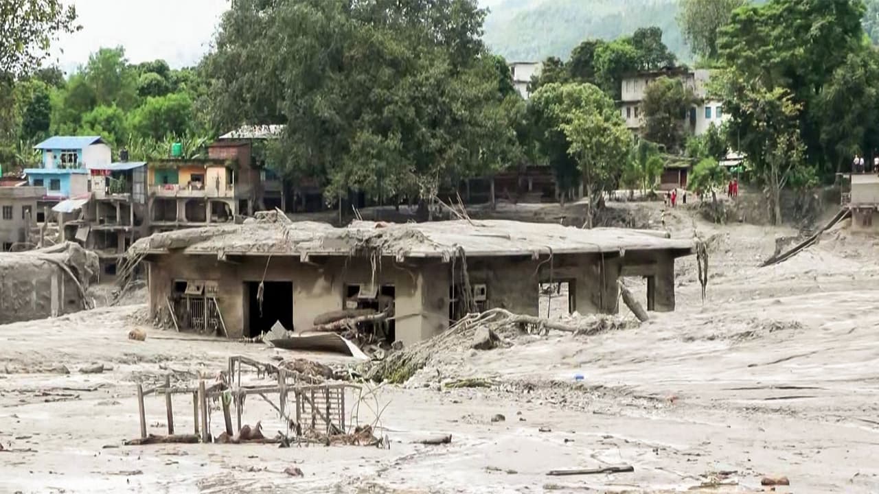 Nepal Floods: Hundreds of Indians Missing; Death Toll Reaches 359