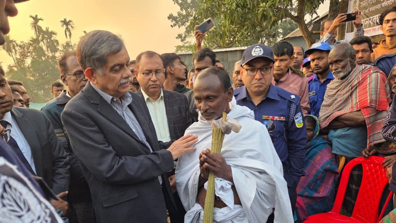 Bangladesh: Adviser visits slain factory worker's family, assures support